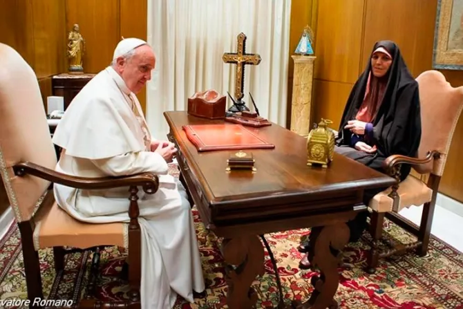 Vaticano inicia colaboración entre mujeres católicas e islámicas
