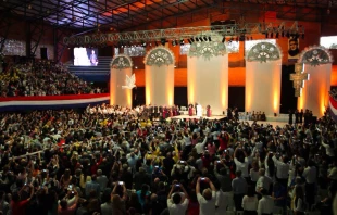 El Papa Francisco con representantes de la sociedad civil de Paraguay / Foto: Alan Holdren (ACI Prensa) 