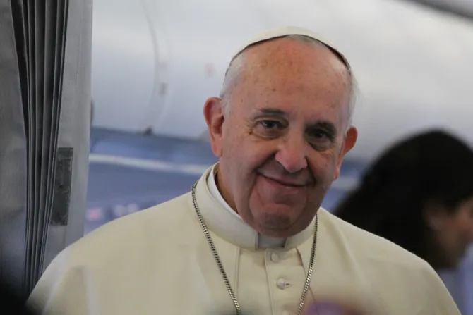 Papa Francisco: La no violencia es el camino para la paz en el presente y el futuro