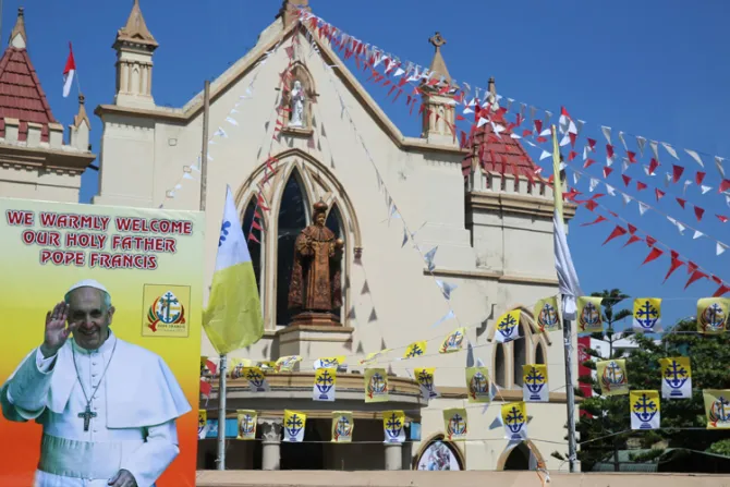 Papa Francisco sorprende a Sri Lanka y devuelve donativo de la Iglesia