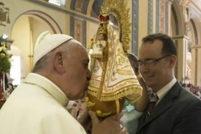 Imagen de Virgen de la Caridad entregada al Papa en Cuba peregrinaría por Estados Unidos