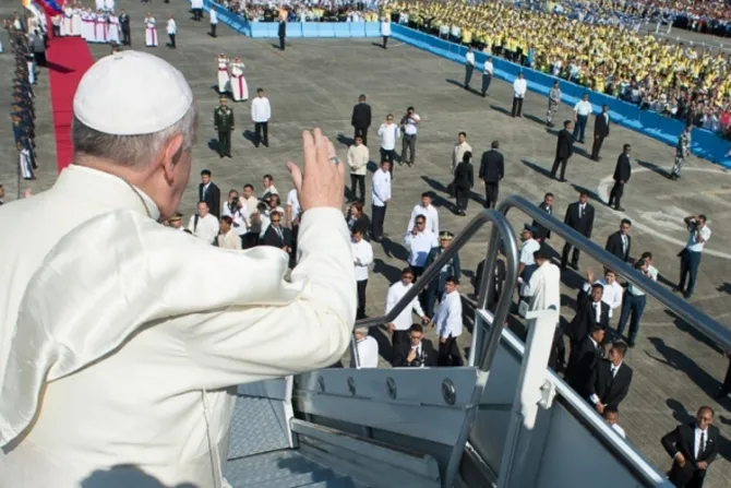 Secretario personal del Papa Francisco anuncia posible fecha de viaje a Argentina