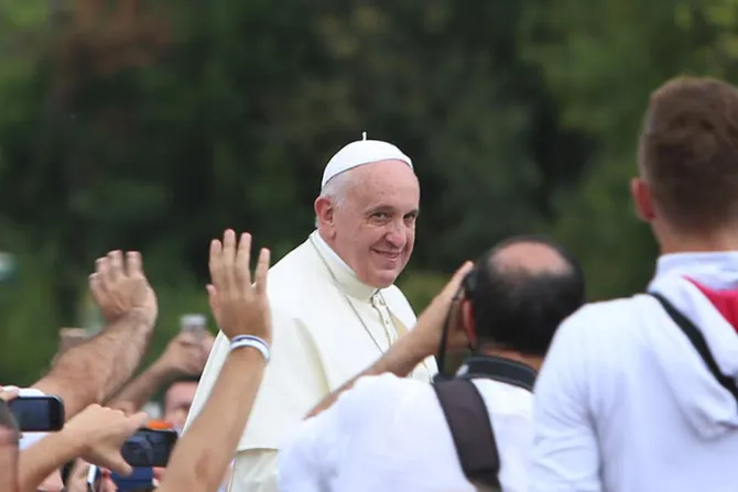 Albaneses están seguros que visita del Papa Francisco los unirá aún más