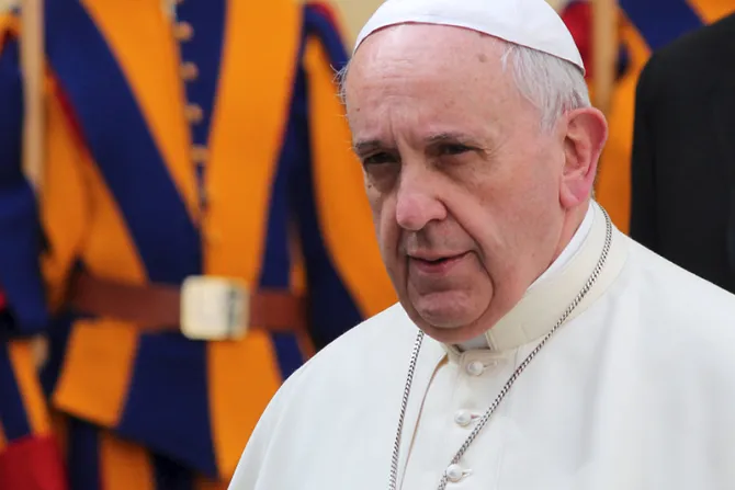 ¡No más guerra!, clama el Papa Francisco al recordar al sacerdote jesuita asesinado en Siria