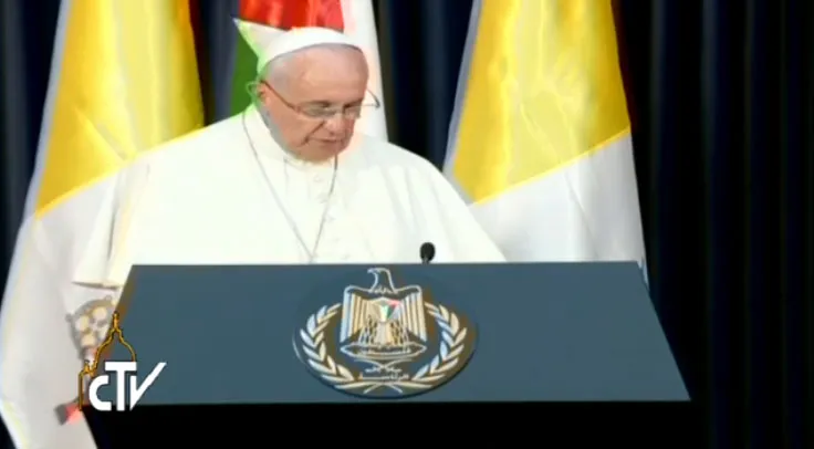 El  Papa Francisco dirige su discurso a las autoridades palestinas / Foto: Captura Youtube (CTV)?w=200&h=150