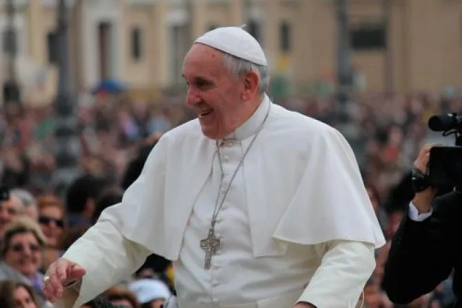 Papa Francisco: Sin trabajo la dignidad humana está herida