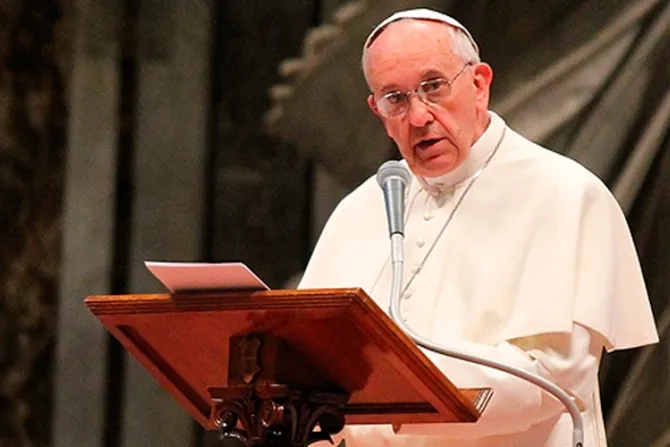 El Papa Francisco enfatiza la indisolubilidad del matrimonio cristiano