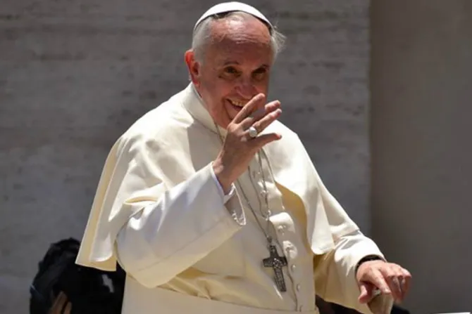 El Evangelio cambia el corazón y la vida, asegura el Papa Francisco