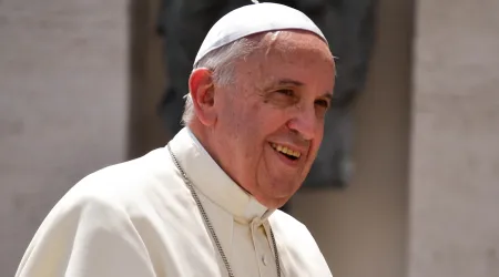 Papa Francisco pide a católicos y luteranos testimoniar la misericordia de Dios
