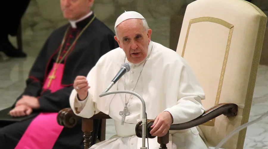 El Papa pide “derribar todas las barreras” hacia la inclusión de personas sordas