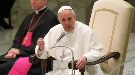 Papa Francisco: Si no se escucha al pueblo de Dios la teología se vuelve ideología