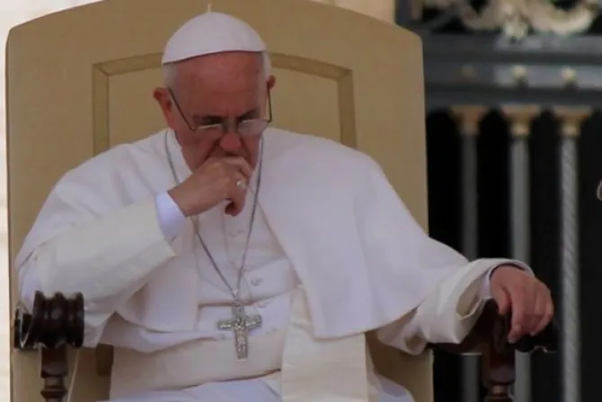Papa Francisco expresa su dolor por accidente del Airbus A320 en Francia