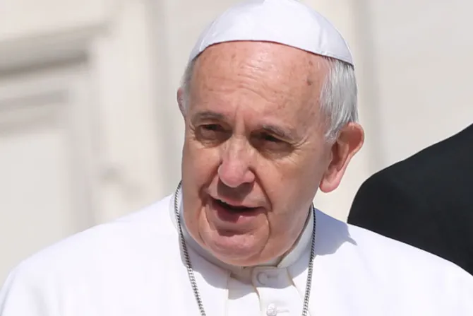 Papa Francisco pide reforzar la paz y la justicia en Colombia