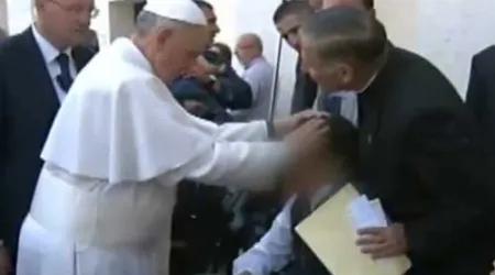 VIDEO: ¿El Papa hizo un exorcismo en San Pedro?