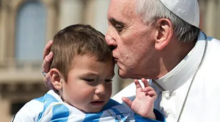 Papa Francisco: Cáritas es la caricia de la Madre Iglesia a sus hijos