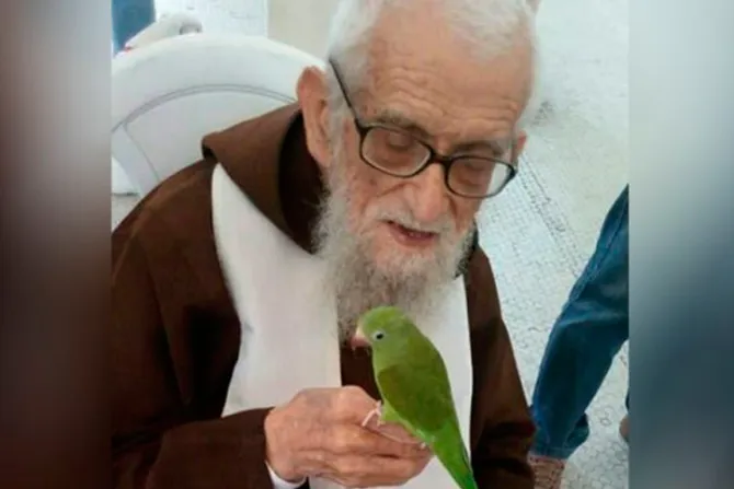 Capuchino más viejo de Brasil cumple 80 años de vida religiosa