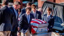 Funeral de John T. Fitzmaurice / Crédito: Catholic Memorial High School