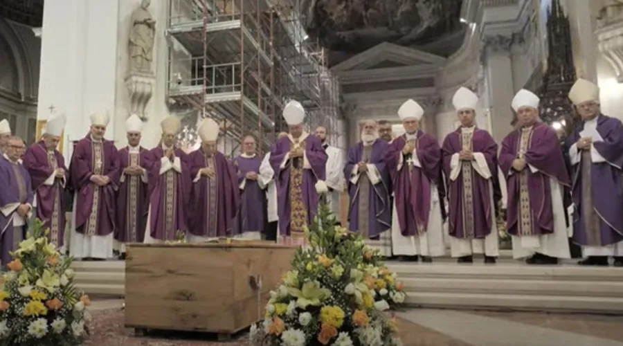 Funeral del hermano Biagio Conte. Crédito: Captura de video Arquidiócesis de Palermo?w=200&h=150
