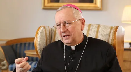 Presidente de obispos de Polonia pide rechazar informe a favor del aborto en Unión Europea