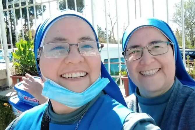 Gemelas religiosas asisten a católicos en ambos lados de la frontera de Israel y Gaza