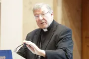 Cardenal Pell desmiente acusaciones de encubrimiento de abusos en nuevo libro