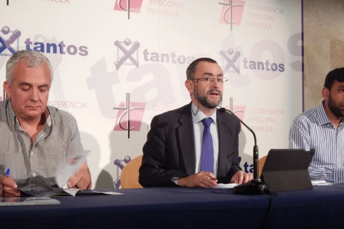 Pese a crisis y menos donaciones, Iglesia abrió más de 350 centros de ayuda en España