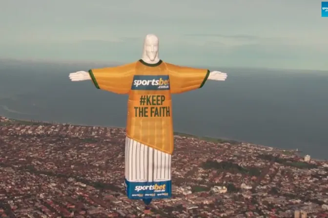 [VIDEO] Mundial FIFA Brasil 2014: Cristo Redentor flotante sorprende a australianos