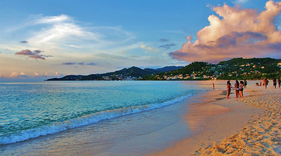 Grand Anse Beach, St. George (Granada) / Crédito: Wikimedia Commons?w=200&h=150