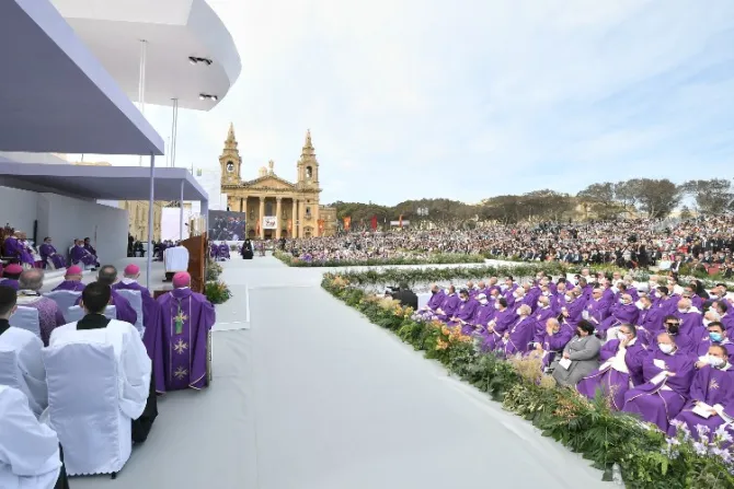 El Papa asegura desde Malta que “Dios busca la verdad del corazón” 
