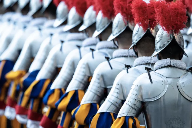 Guardia Suiza Pontificia recibe 15 nuevos reclutas 