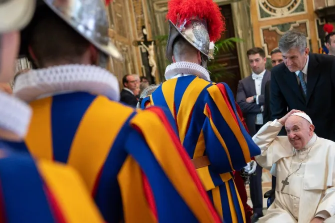El Papa Francisco destaca el compromiso “generoso y fiel” de los guardias suizos