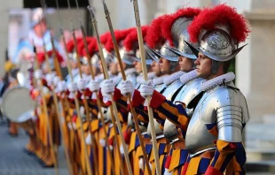 Guardias Suizos. Foto: Daniel Ibu00e1u00f1ez / ACI Prensa 