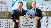 Reunión del presidente de Guatemala, Jimmy Morales, y el alcalde Jerusalén, Nir Barkat (17 de mayo de 2018) / Crédito: Twitter de Mayor Nir Barkat  