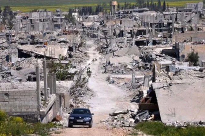 Estado Islámico bombardea ciudad siria y generan nuevo éxodo de cientos de cristianos
