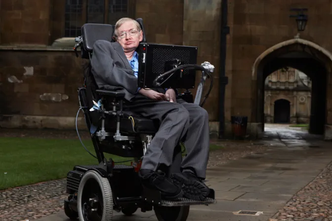 Stephen Hawking, el científico que niega a Dios, dará conferencia en el Vaticano