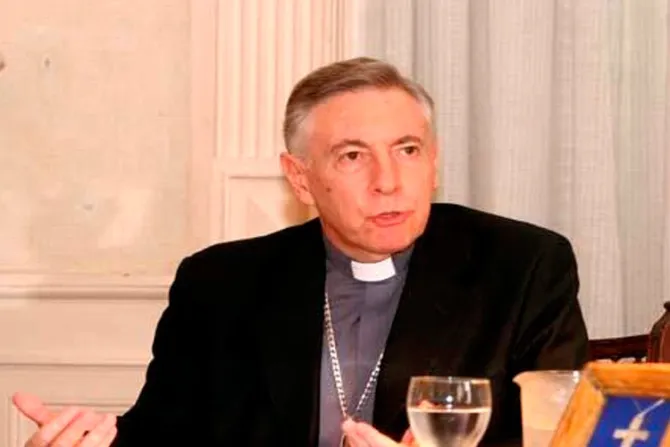 Mons. Aguer aclara a la prensa: "La Iglesia siempre perdonó los abortos"
