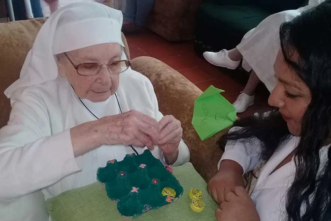 Religiosa mexicana celebra sus “bodas de diamante” con Cristo