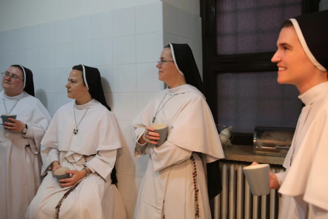 Consagrados son motores de civilización del amor, dice Obispo de Córdoba