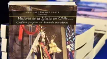 Portada del último volumen de "Historia de la Iglesia en Chile". Foto: Arquidiócesis de Santiago.