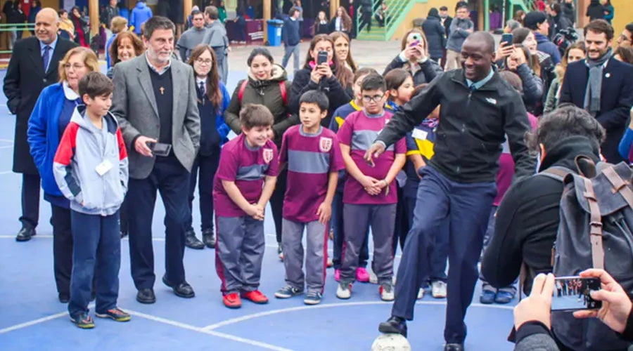 Hno. Peter Tabichi, Premio Nobel de Educación 2019. Crédito: Arzobispado de Santiago - Elige Educar.?w=200&h=150