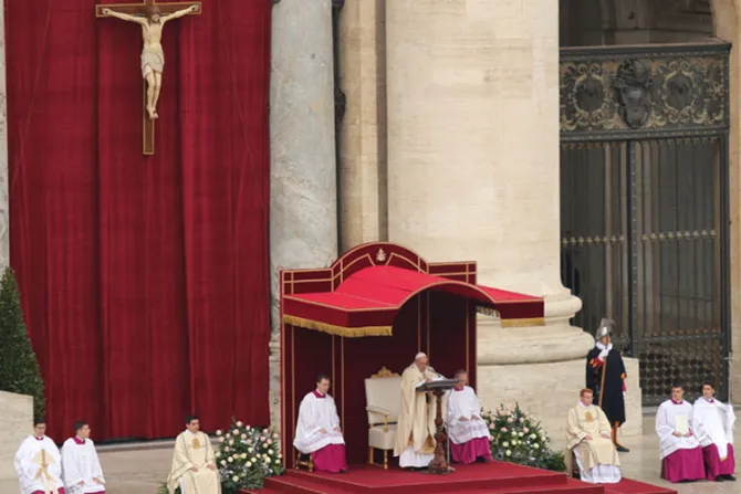 El Papa en la Inmaculada: Abandonemos el miedo y encontrémonos con la misericordia de Dios