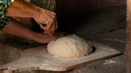 Descubre la antigua receta de pan navideño encontrada en un monasterio  