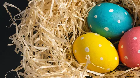 ¿Cuál es la relación del conejo y el huevo de Pascua con el catolicismo?