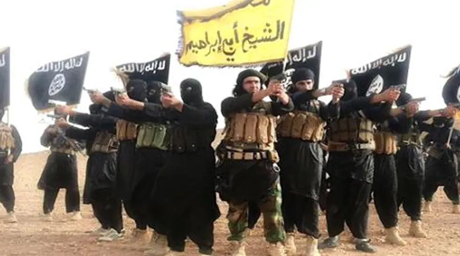 Extremistas musulmanes del Estado Islámico (ISIS) /Foto: El Noticiero (Twitter)?w=200&h=150