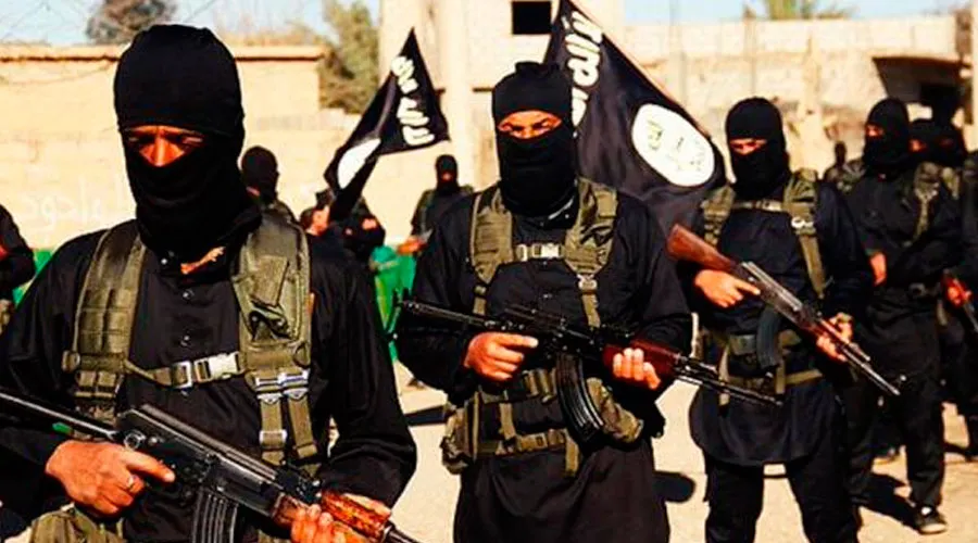 Extremistas del Estado Islámico (imagen referencial) / Foto: Twitter Mundo Opi?w=200&h=150