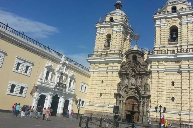 Perú: Realizan conferencia magistral sobre espacios sagrados católicos de Lima