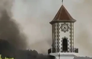 Captura de video / Detrucciu00f3n de la iglesia en Todoque, La Palma. 