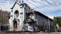 Iglesia de la Asunción después del ataque vandálico del 18 de octubre. Crédito: Giselle Vargas (ACI)