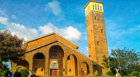 Violento conflicto en Cameru00fan dificulta labor de la Iglesia Catu00f3lica