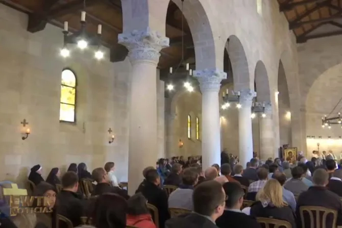VIDEO: Tras 2 años de atentado reabren iglesia en lugar donde Cristo multiplicó los panes